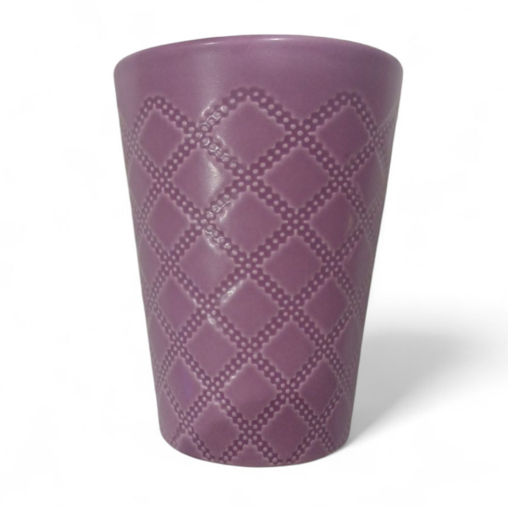 Purple 4.5"H x 3"W pot / vase. Pattern, Diamond Design. 2FOR$10